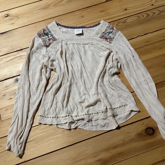 Knox Rose Top 🥀 - Picture 1 of 4